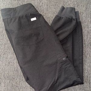 Small Zamora Black Figs